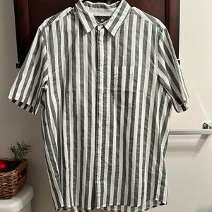 H&M Green and White Striped Short Sleeve Button Up Shirt